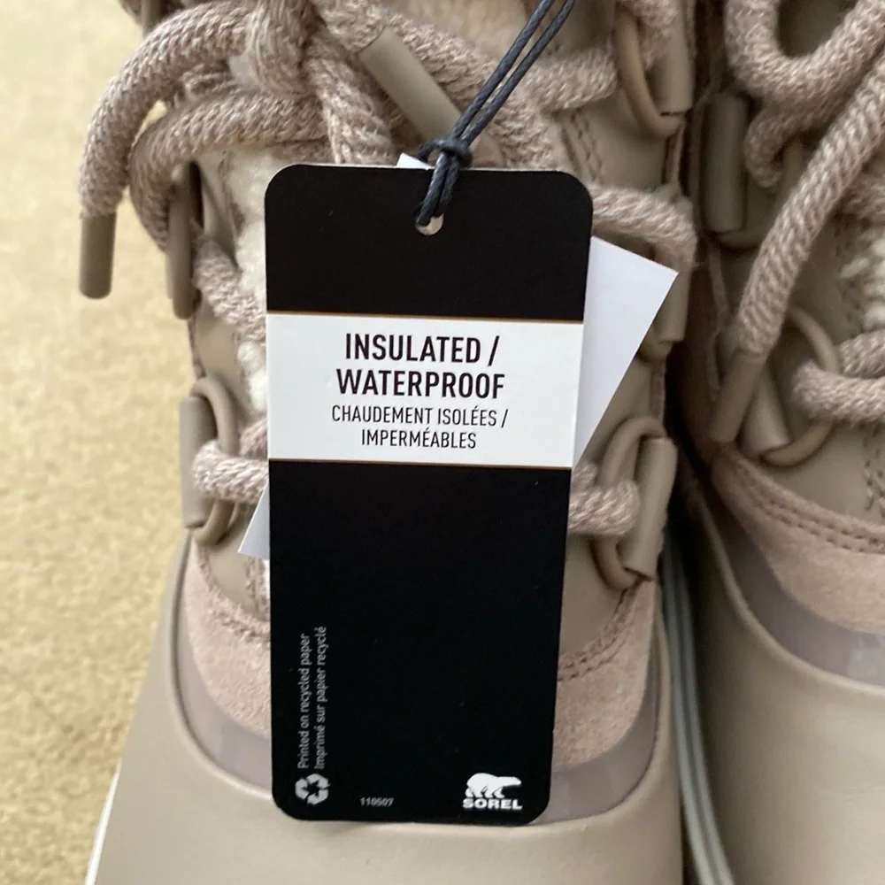 SOREL WOMEN WINTER BOOTS! - Picture 8 of 9